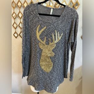 Elegant Gray Long Sleeve Top with Gold Deer Motif
